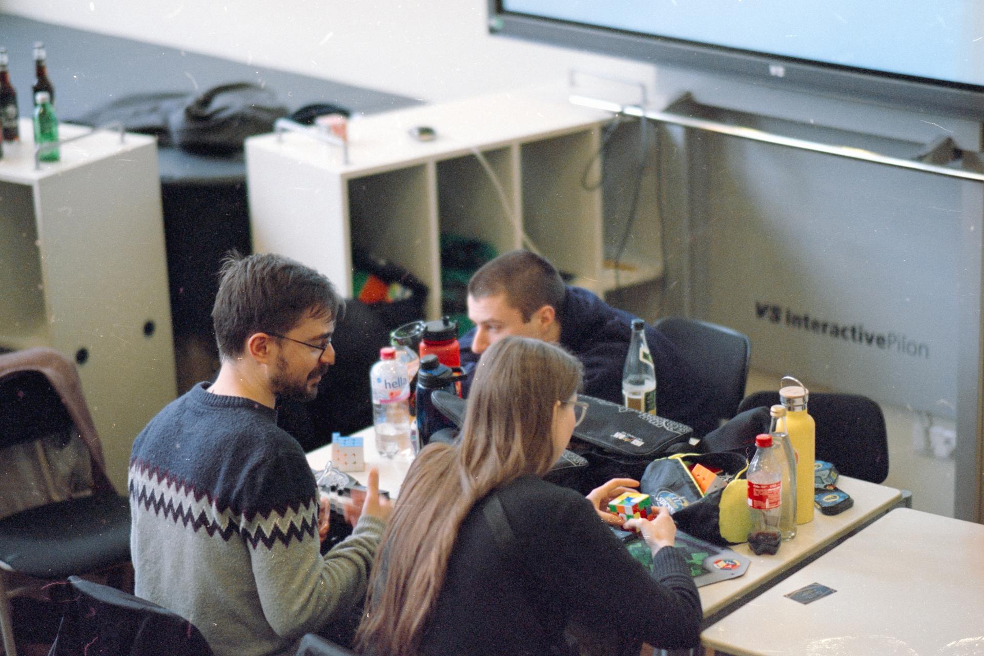 Thumbnail /2023 Comps/Leizpig/leipzig geschwisti tisch.jpg